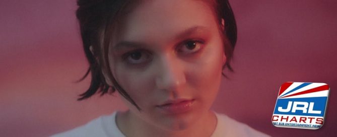 Daya - Pop singer dances her Insecurities in 'Left Me Yet' MV