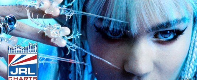 Grimes-Shinigami Eyes Music Video-Debut-Columbia Records-2022-JRL-CHARTS