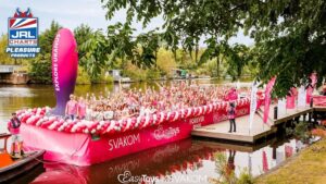 Watch-Svakom-displays-new-05-meter-sex-toy-at-PRIDE Amsterdam 2024-Event