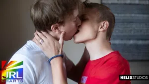 Austin Walker and Owen Hayes deliver bareback passion in Helix Studios’ Austin Plays with Hayes (2025)