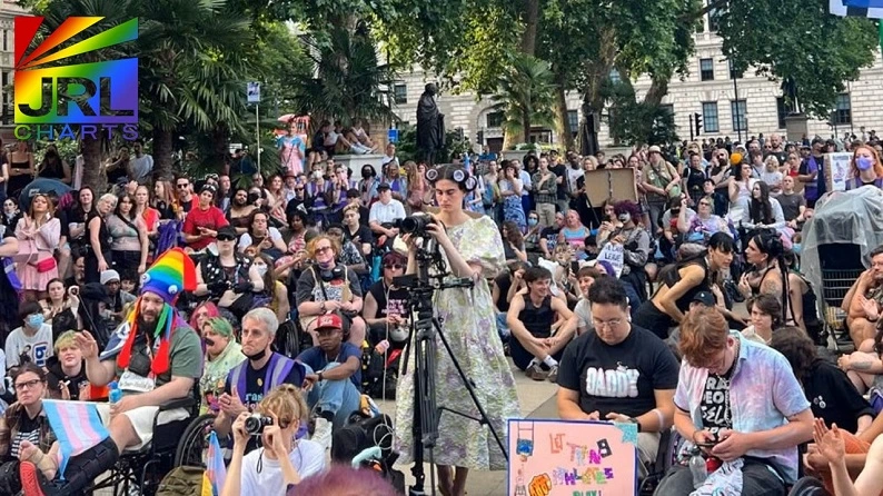 London Trans+ Pride 2025 march draws 100,000+ attendees in Central London – Exclusive JRL CHARTS LGBT Politics Europe coverage (Photo by Chloe Dall’Olio)